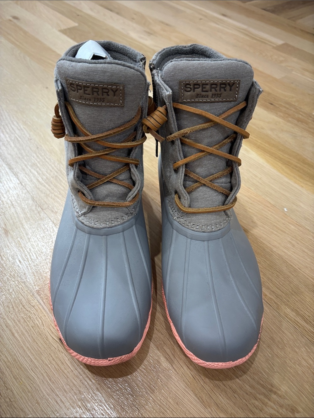 Sperry Women’s Gray Duck Boots with Pink Soles- size 8 - Picture 2 of 4